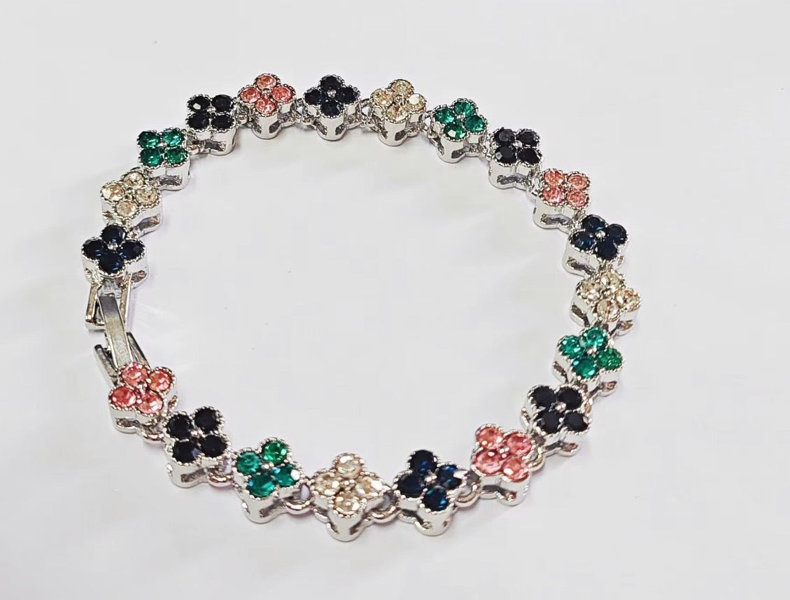 Luxe Bloom Bracelet