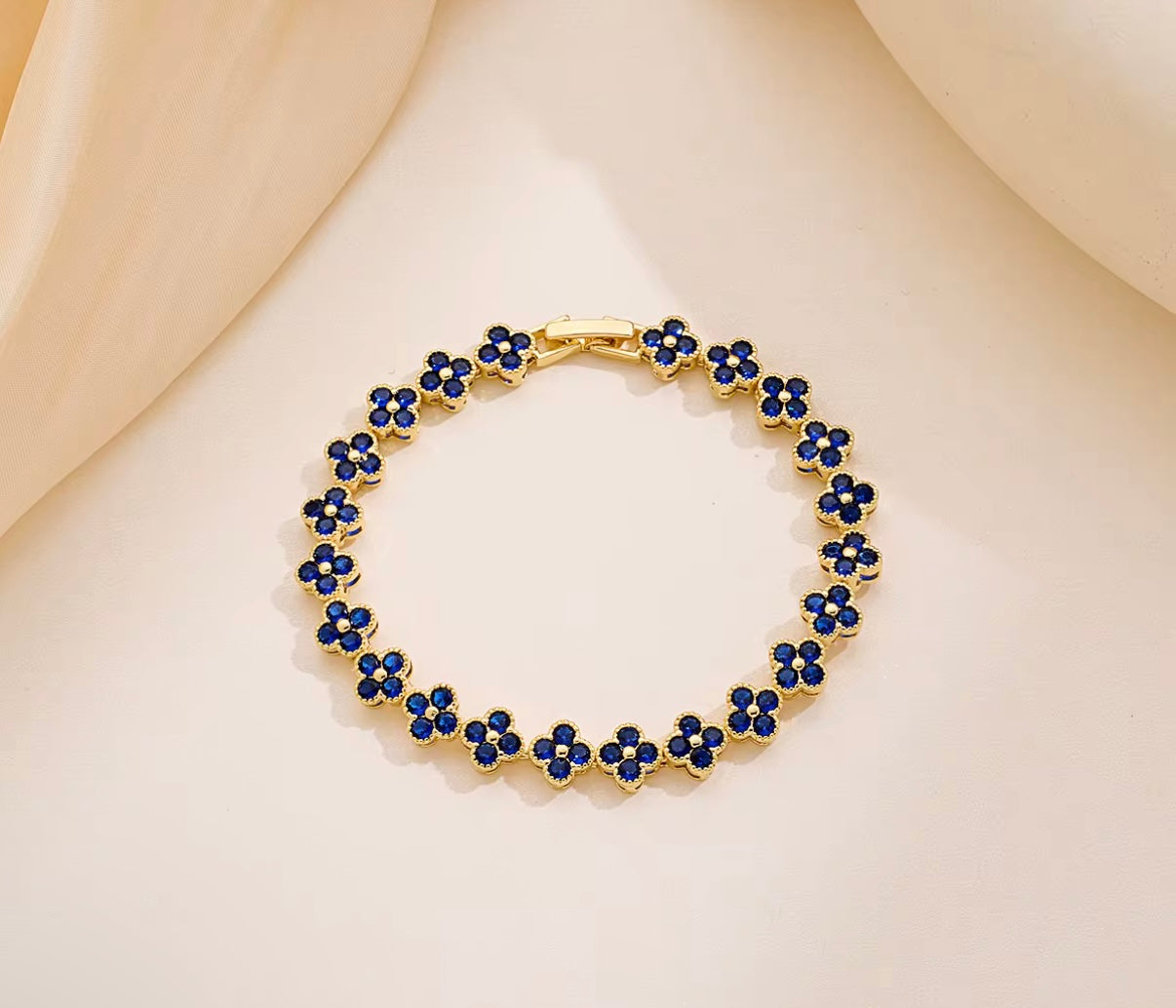 Luxe Bloom Bracelet
