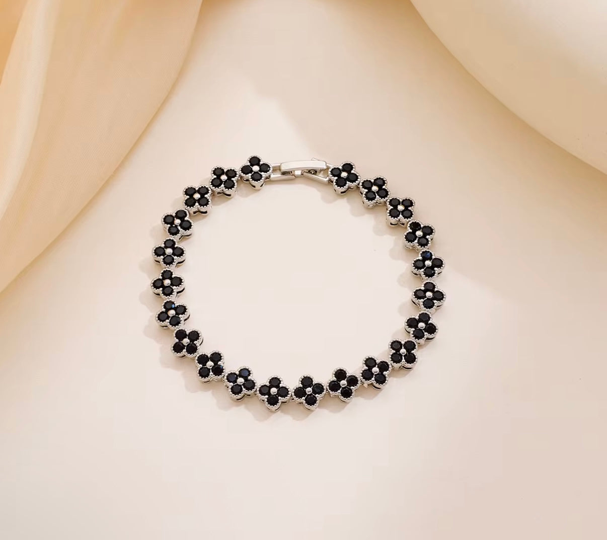 Luxe Bloom Bracelet